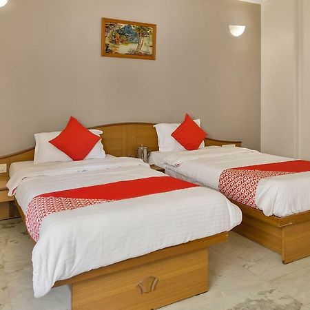 Oyo 12020 Hotel Ratna Regency Pimpri-Chinchwad Dış mekan fotoğraf