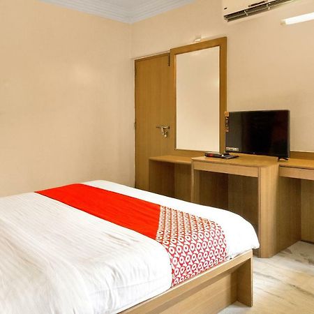 Oyo 12020 Hotel Ratna Regency Pimpri-Chinchwad Dış mekan fotoğraf