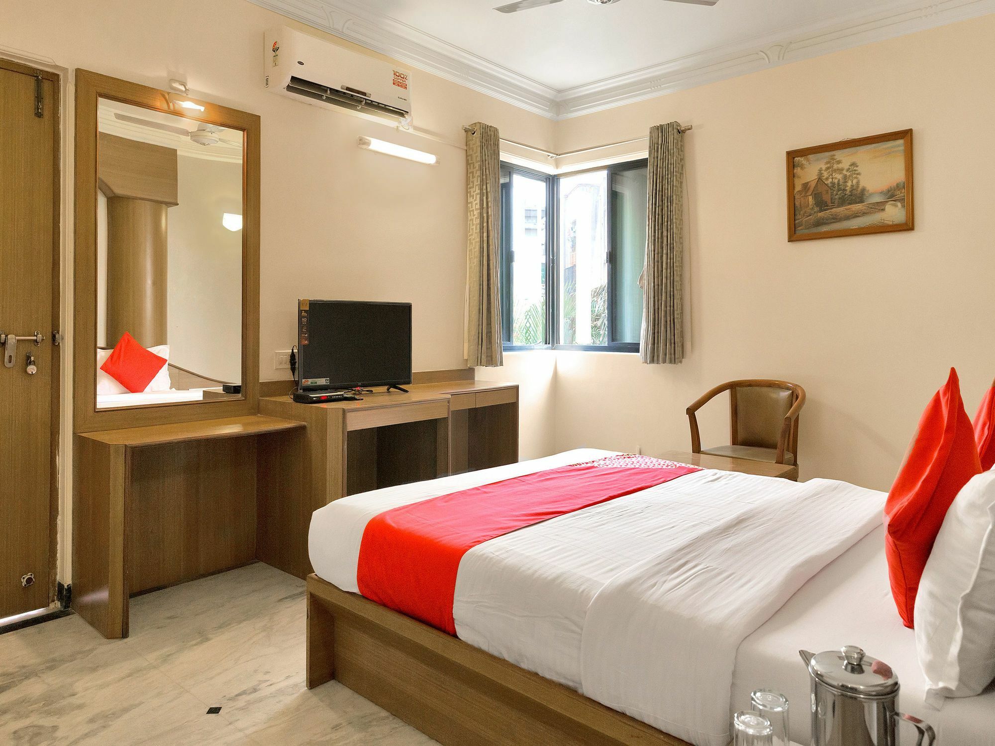Oyo 12020 Hotel Ratna Regency Pimpri-Chinchwad Dış mekan fotoğraf